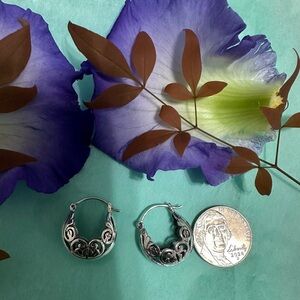 Silpada sterling Silver 925 Hoop Earrings